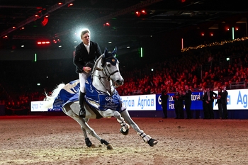 Matt Sampson Picks Up Where He Left Off at the London International Horse Show Matt Sampson Picks Up Where He Left Off at the London International Horse Show